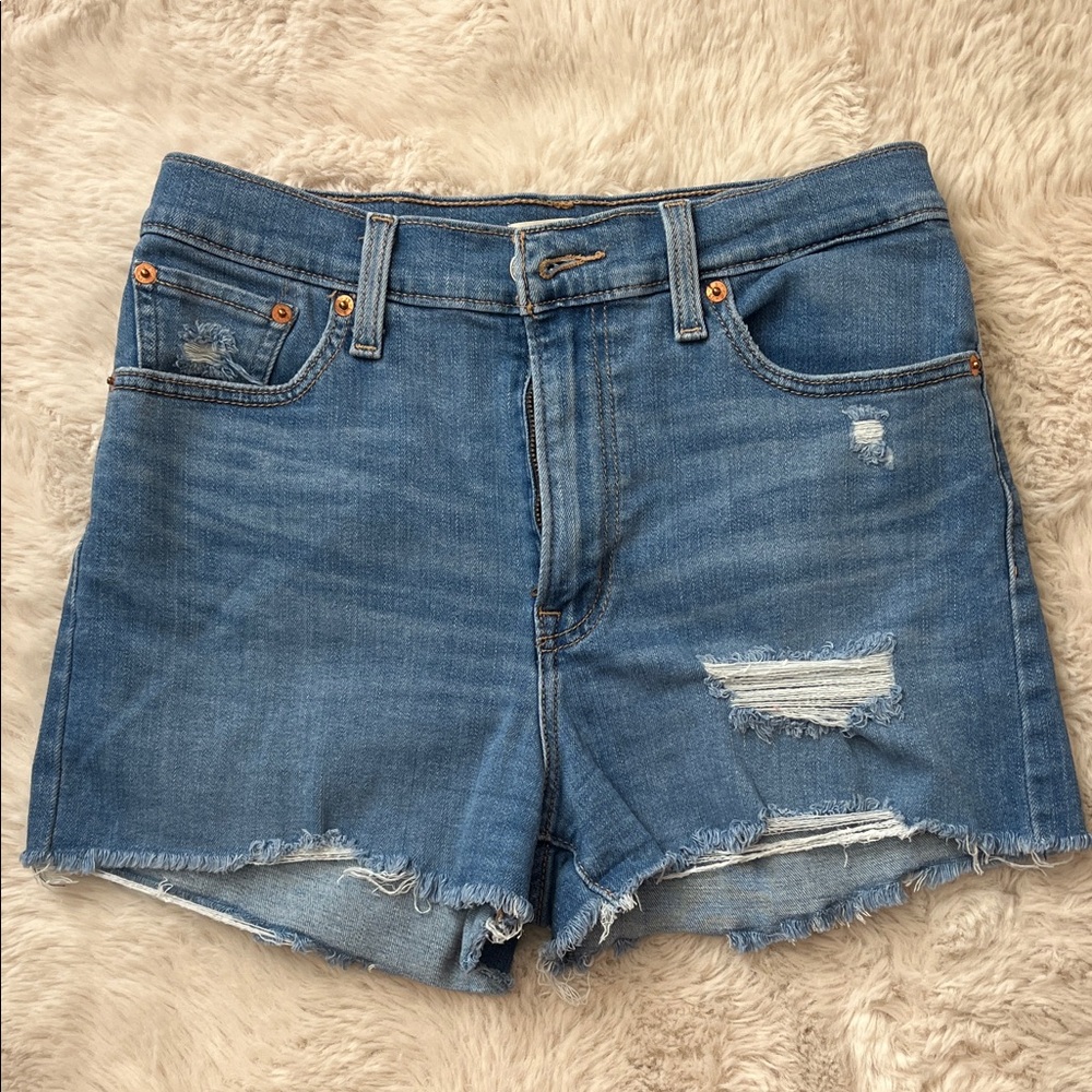 Levi jean shorts